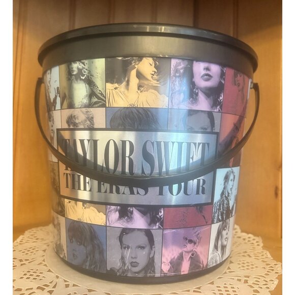 Taylor Swift The Eras Tour AMC Movie Memorabilia Popcorn Bucket Handle - Picture 6 of 6